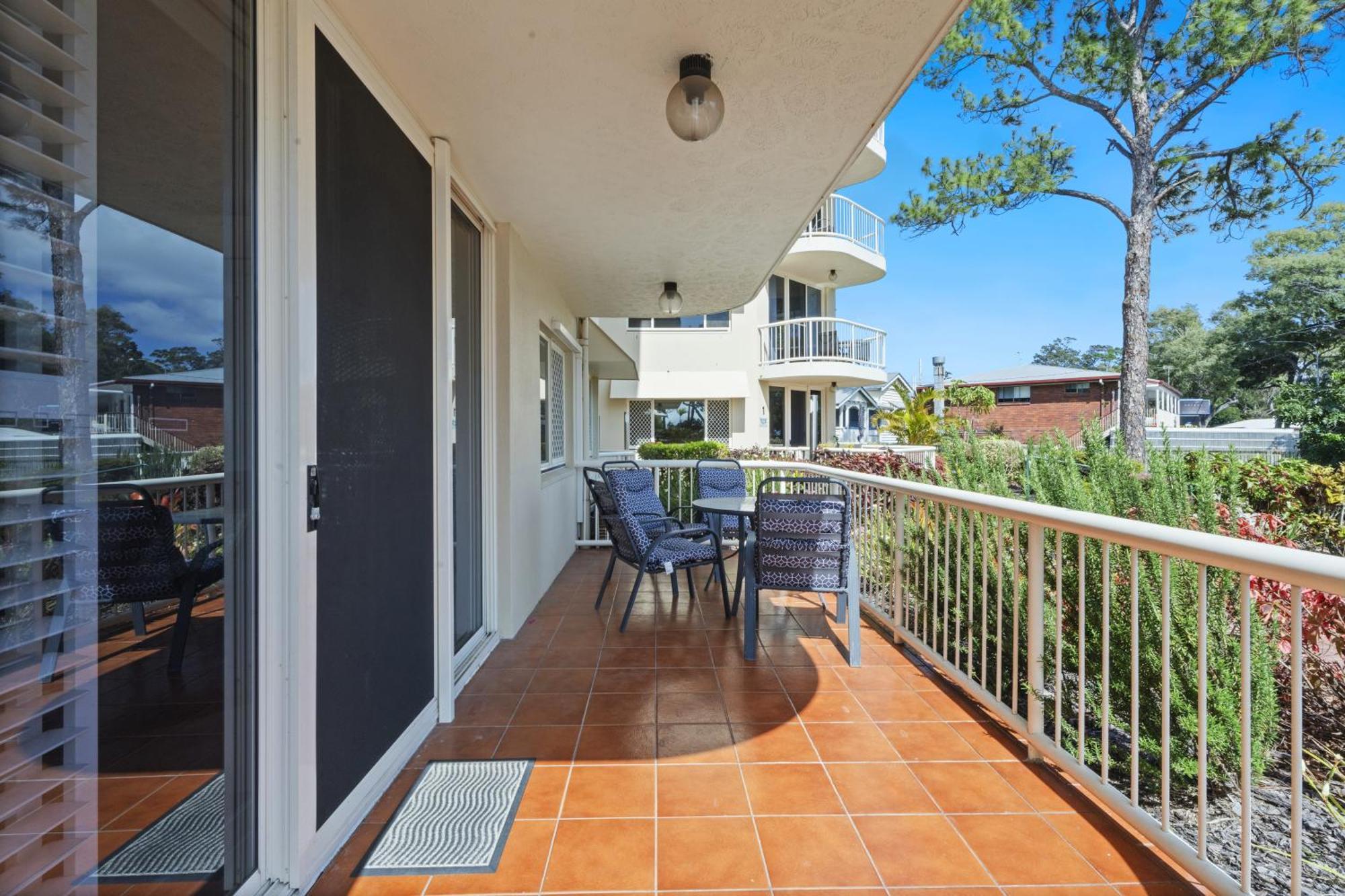 Aparthotel Charlton On The Esplanade Hervey Bay Exterior foto